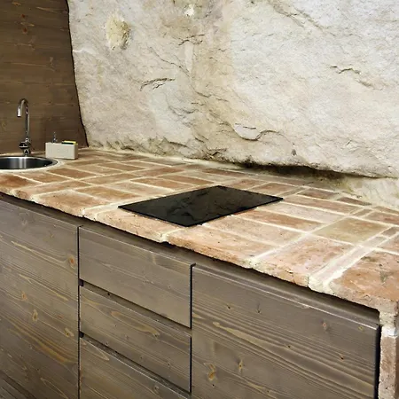 Bed & Breakfast Chez Les Grottes