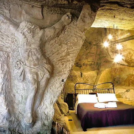 Bed & Breakfast Chez Les Grottes Longare