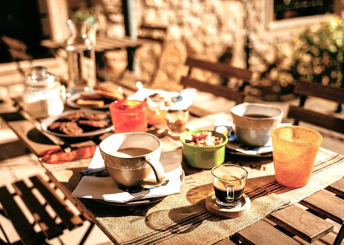 Chez Les Grottes Bed & Breakfast Longare