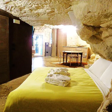 Bed & Breakfast Chez Les Grottes Longare